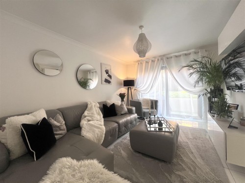 Mortons Fork, Blue Bridge, Milton Keynes - Photo 9