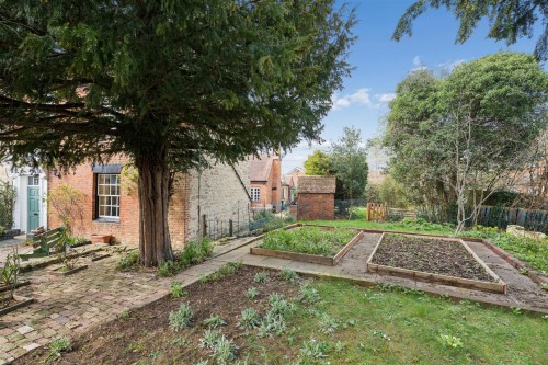 Vicarage Road, Bradwell Village, Milton Keynes - Photo 19