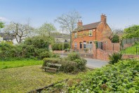Click the photo for more details of 7, Newport Pagnell, Riverside