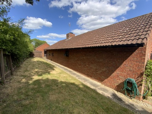 Daylesford Court, Downhead Park, Milton Keynes - Photo 15