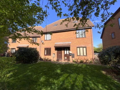 Bergamot Gardens, Walnut Tree, Milton Keynes - Photo 8