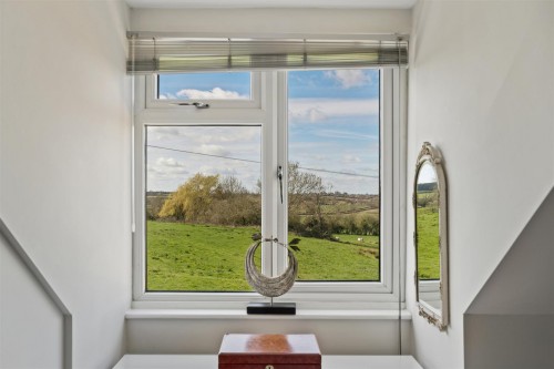 High Street, Whaddon, Buckinghamshire - Photo 15