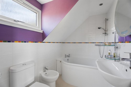 High Street, Whaddon, Buckinghamshire - Photo 16