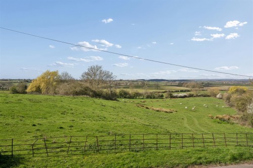 High Street, Whaddon, Buckinghamshire - Photo 27