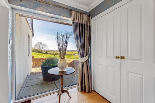 High Street, Whaddon, Buckinghamshire - Photo 5