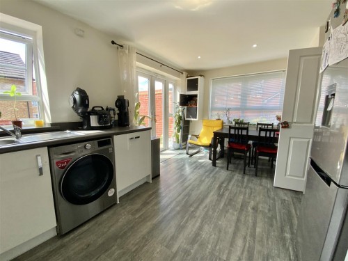Cicero Crescent, Fairfields, Milton Keynes - Photo 4