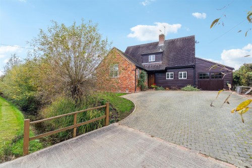 Watery Lane, Beachampton, Milton Keynes - Photo 1