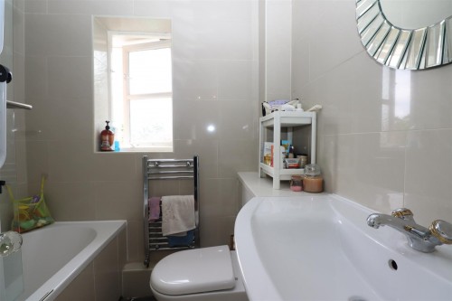 Heydon Court, Bradville, Milton Keynes - Photo 11