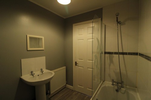 Bathroom.JPG