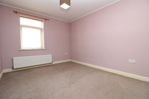Bedroom 1.JPG Bedroom 1.JPG