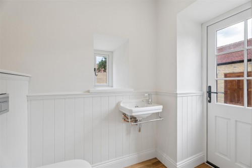 CLOAKROOM