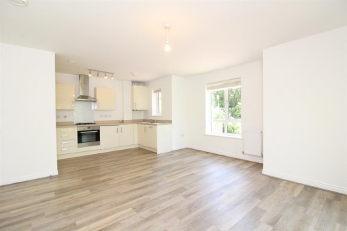 Lounge & Kitchen.JPG