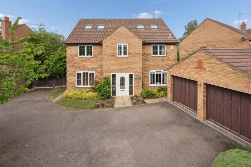 Irvine Drive, Towcester - Photo 1
