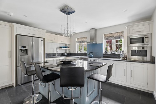 Irvine Drive, Towcester - Photo 3