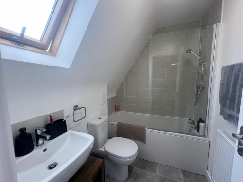 En-Suite.jpg En-Suite.jpg