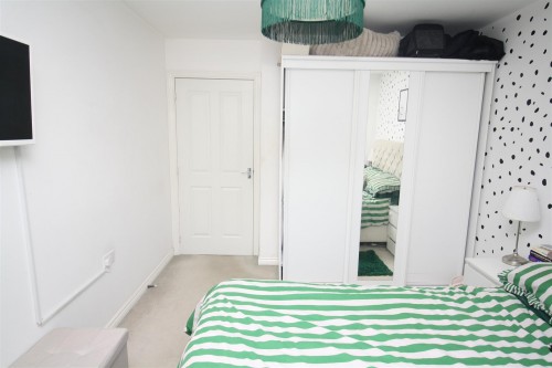 Flat 2 57 Santa Cruz bedroom 1b.JPG