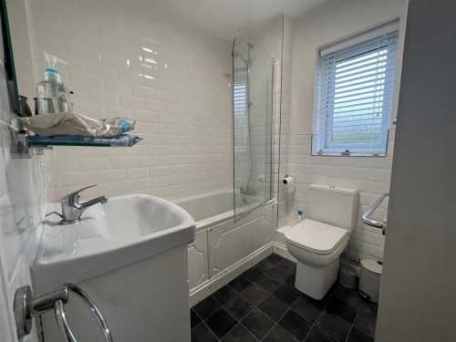 Bathroom.jpg Bathroom.jpg