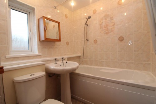 Bathroom.JPG