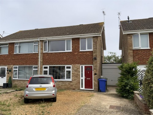 Elm Drive, Deanshanger, Milton Keynes - Photo 1