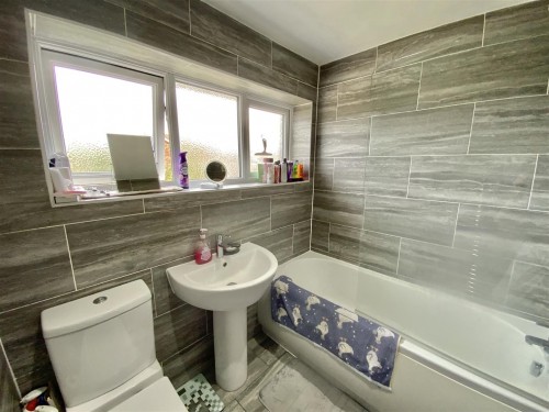 Elm Drive, Deanshanger, Milton Keynes - Photo 9