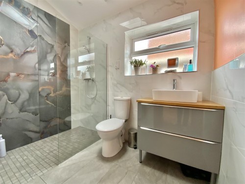 Shower Room (Ground Floor)