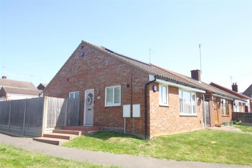 Milton Grove, Bletchley, Milton Keynes - Photo 1