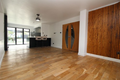 Lounge & Dining.JPG