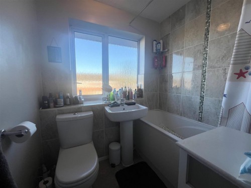Bathroom.jpg Bathroom.jpg