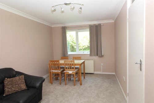 Dining Area.JPG