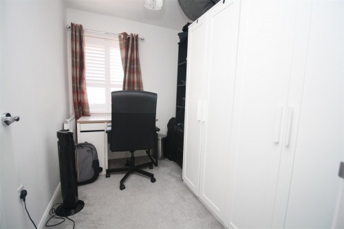 Sheppard Grove, Eagle Farm South, Milton Keynes - Photo 13