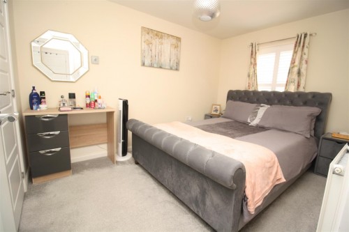Sheppard Grove, Eagle Farm South, Milton Keynes - Photo 10
