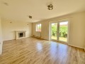 Lounge/ Dining Room