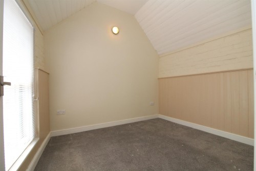 Bedroom.JPG