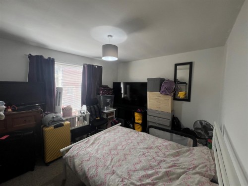 Bedroom 1.jpg Bedroom 1.jpg